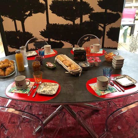 Bed and Breakfast Chez Cathy Et Leo Dinan Exterior foto