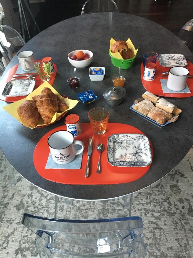 Bed and Breakfast Chez Cathy Et Leo Dinan Exterior foto